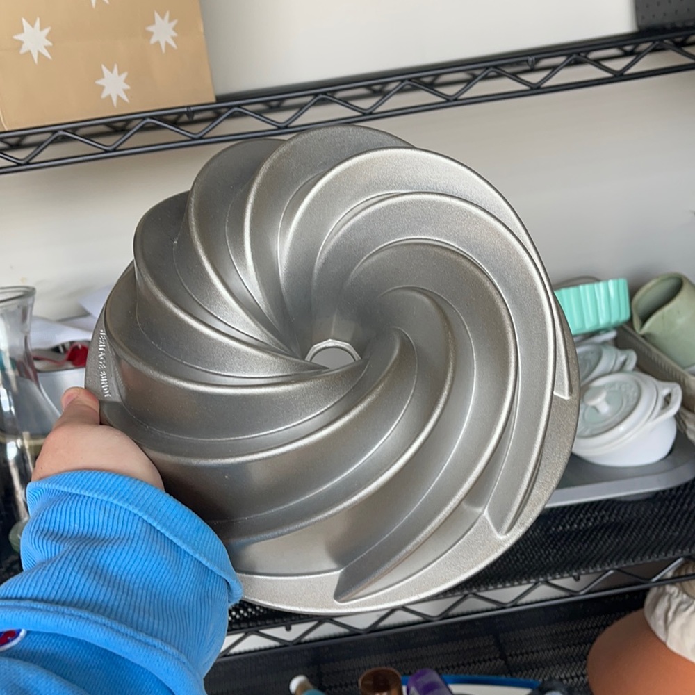 Nordic Ware Heritage Bundt Pan